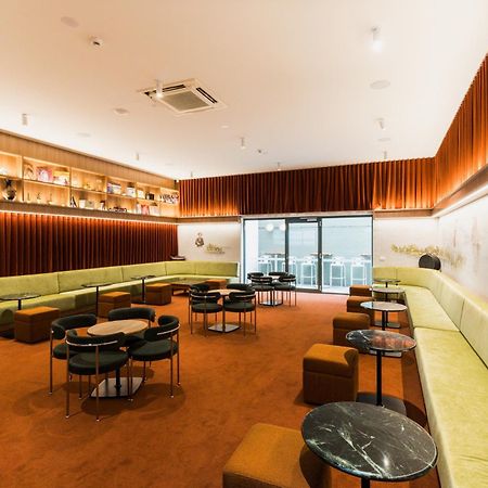 Statesman Hotel Canberra Buitenkant foto