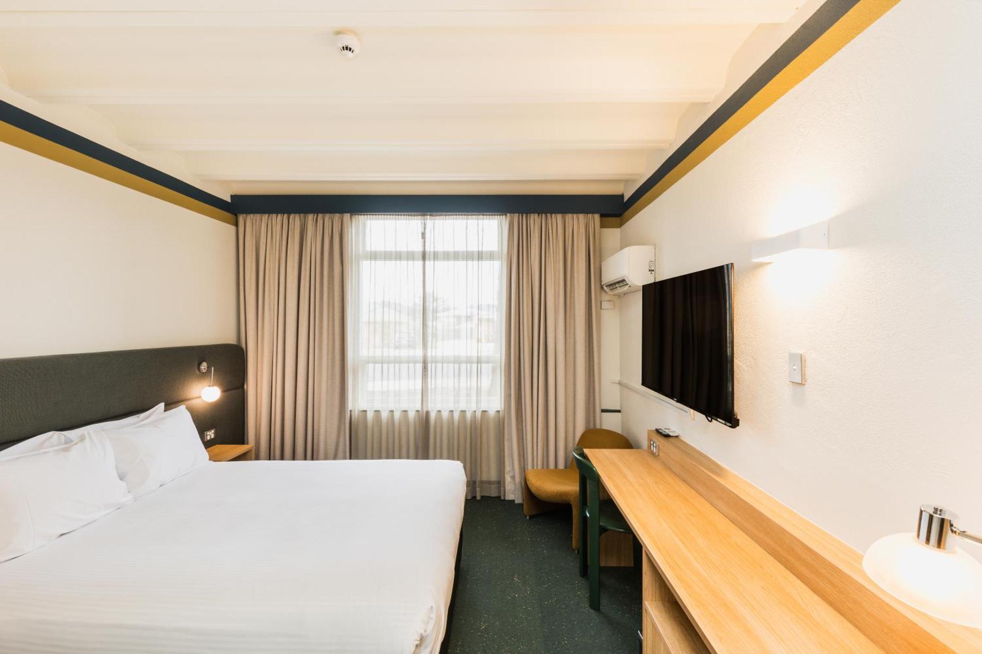 Statesman Hotel Canberra Kamer foto