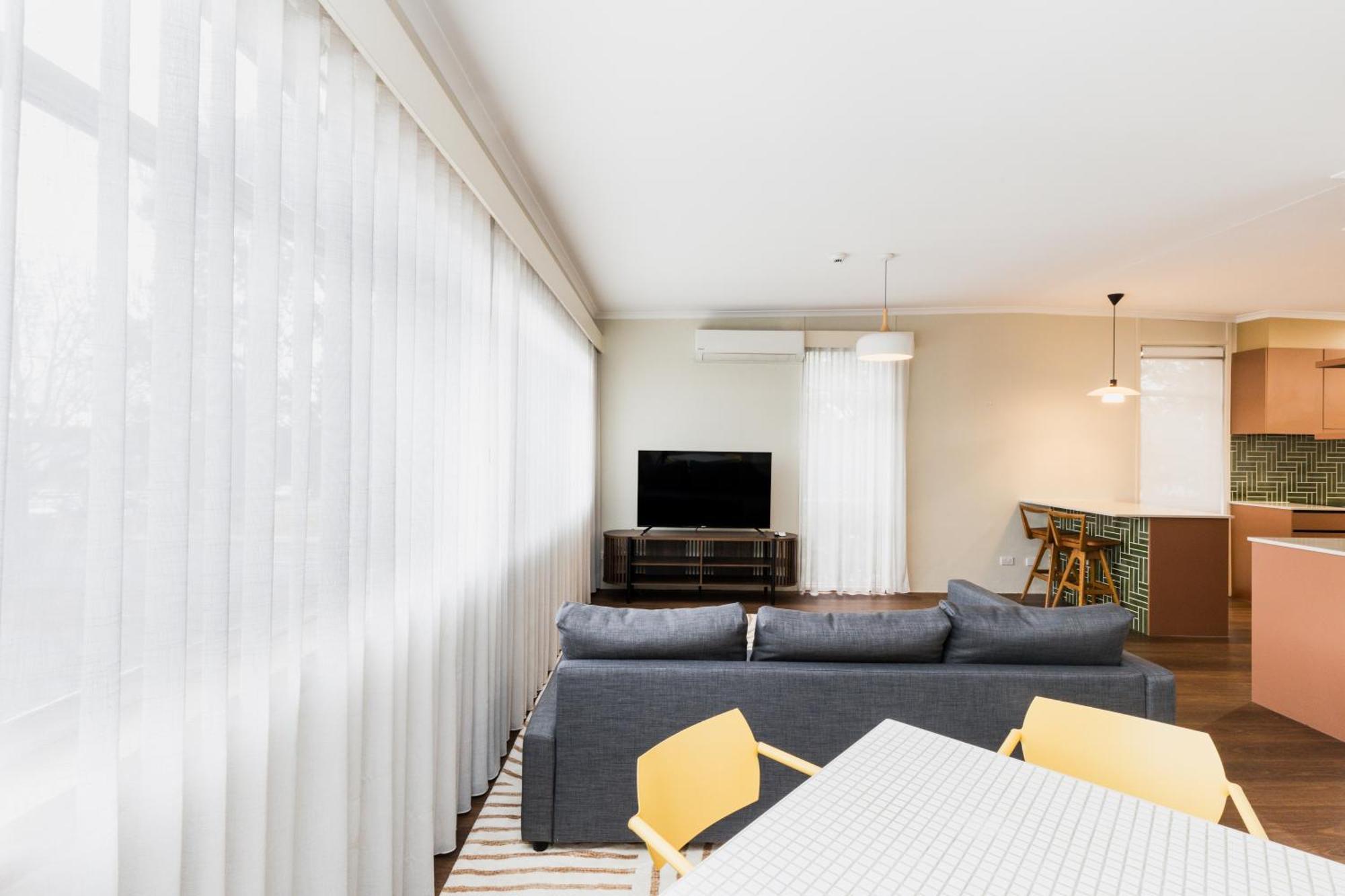 Statesman Hotel Canberra Kamer foto
