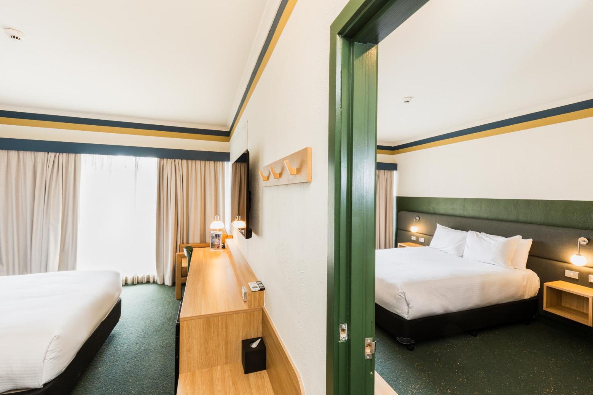 Statesman Hotel Canberra Kamer foto